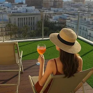 https://skyline-penthouse-with-terrace-of-50-m2-and-stunning-views.es-andalucia.com
